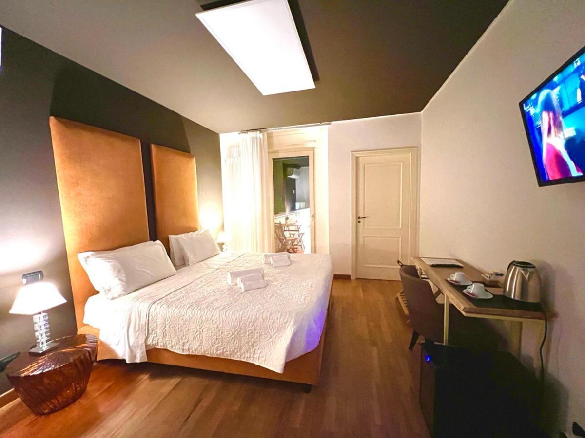 Bed and Breakfast Dimora Dei Salentini Lecce Habitación foto